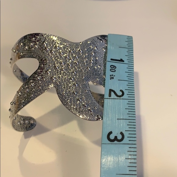 Silver Tone Starfish Cuff | Bangle Bracelet - Picture 8 of 8